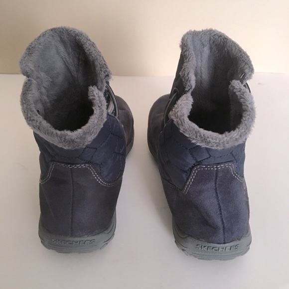 Skechers Rare Navy Blue Winter Booties size 7 - Picture 4 of 7